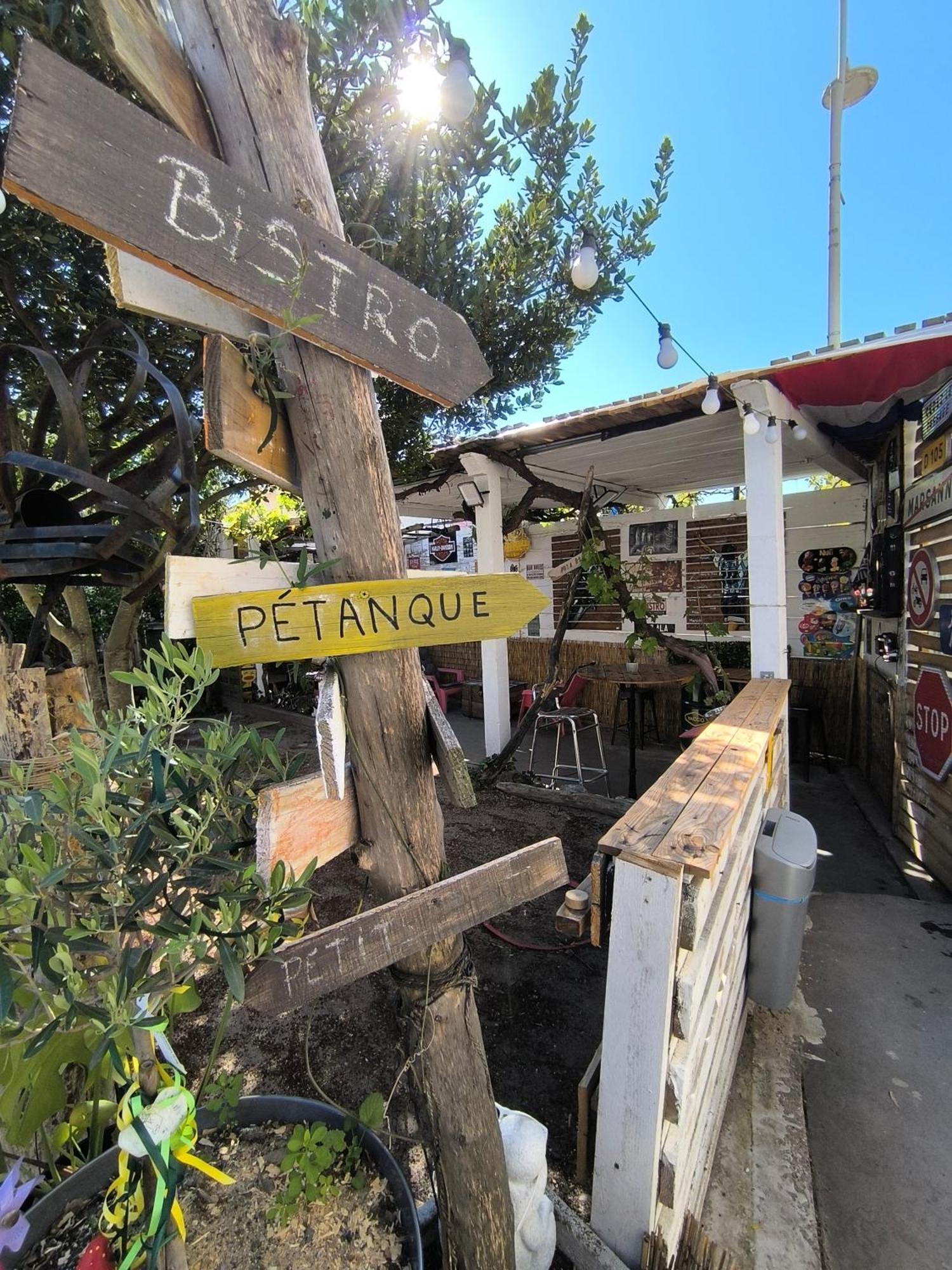 Houlala - Relais D'Etape - Chambres D'Hotes Pont-Eveque ภายนอก รูปภาพ